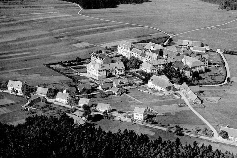Historisches Luftbild von Heiligenbronn aus dem Jahr 1932 