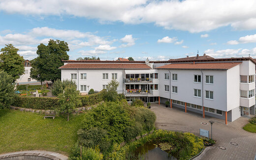 Gebäude der Kurz- und Vollzeitpflege Altenzentrum St. Veronika in Dunningen