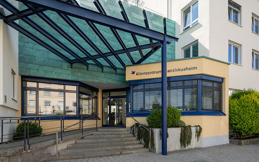 Eingang des Altenzentrum Franziskusheim