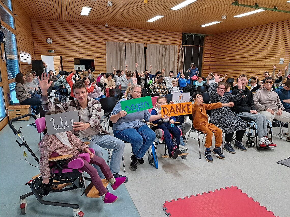 Das SBBZ Sehen in Baindt ist für die erneute großzügige Spende der Dr. Hans Fischer Stiftung überaus dankbar. 