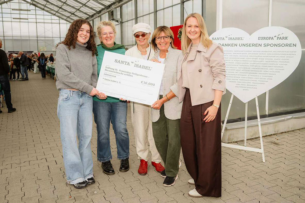 Spendenübergabe Santa Isabel e.V. an die Stiftung
