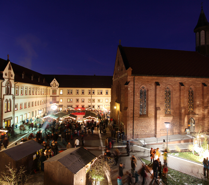 Zum Schutz der vulnerablen Gruppen findet der Adventsmarkt der Stiftung St. Franziskus in Heiligenbronn auch im Jahr 2022 nicht statt. 